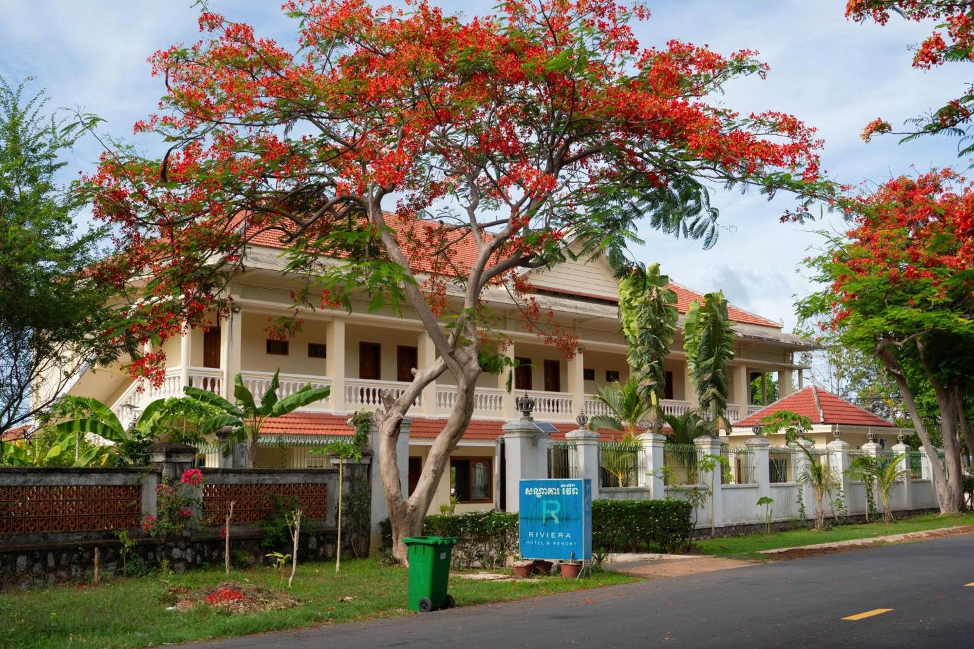 Riviera Hotel & Resort Kep Extérieur photo