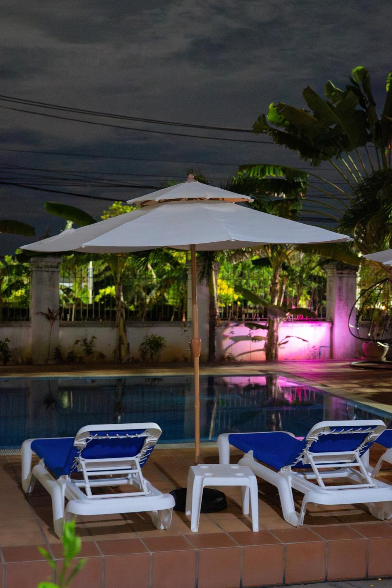 Riviera Hotel & Resort Kep Extérieur photo