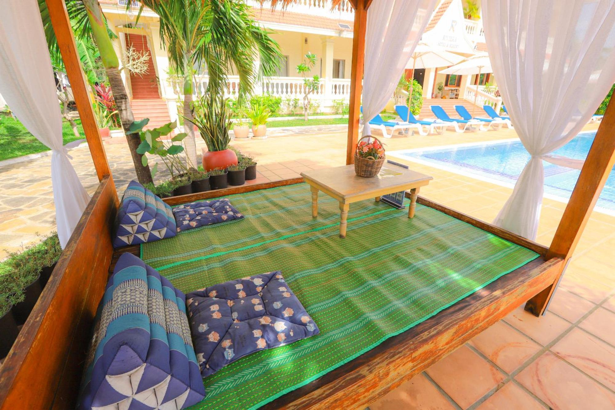Riviera Hotel & Resort Kep Extérieur photo