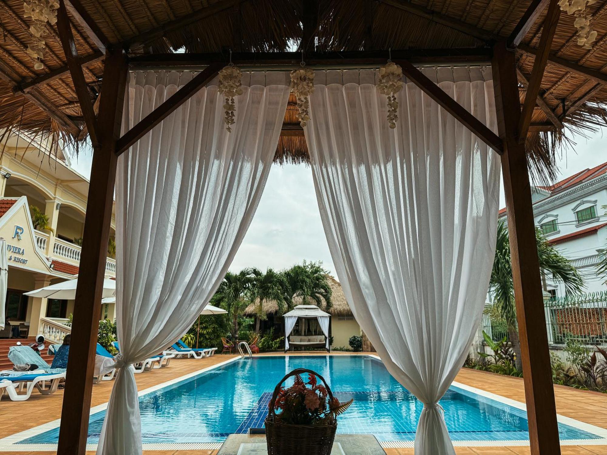 Riviera Hotel & Resort Kep Extérieur photo