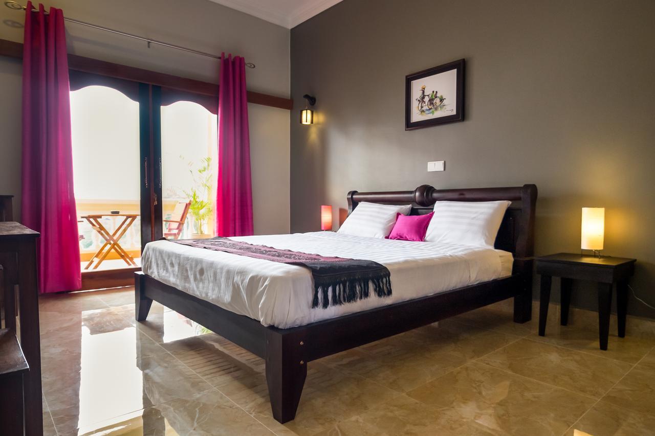 Riviera Hotel & Resort Kep Extérieur photo